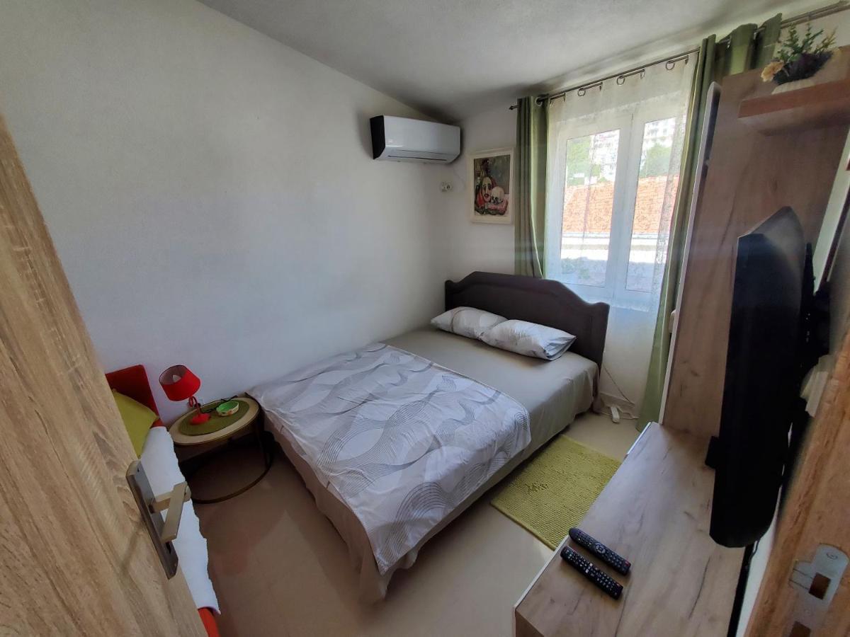 Apartmani Liki Ulcinj Esterno foto