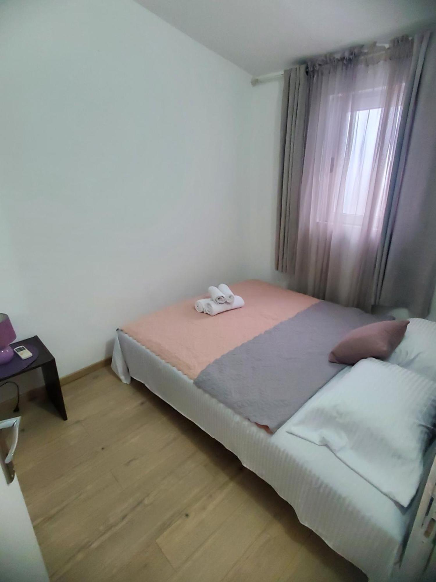 Apartmani Liki Ulcinj Camera foto